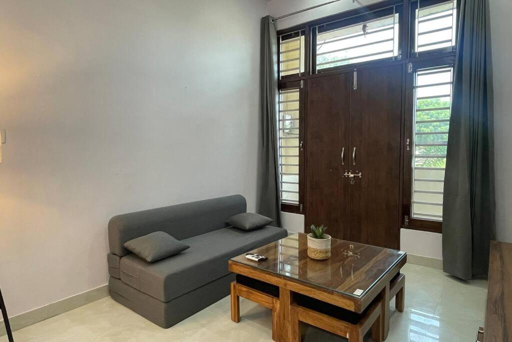 Bark & Bash-Villa-House Jaipur Buitenkant foto